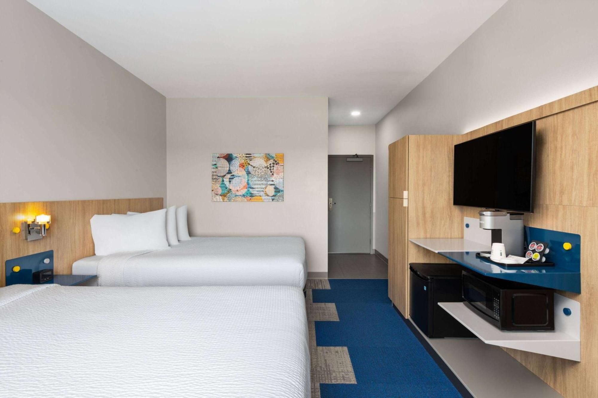 Microtel Inn & Suites By Wyndham Lachute Kültér fotó
