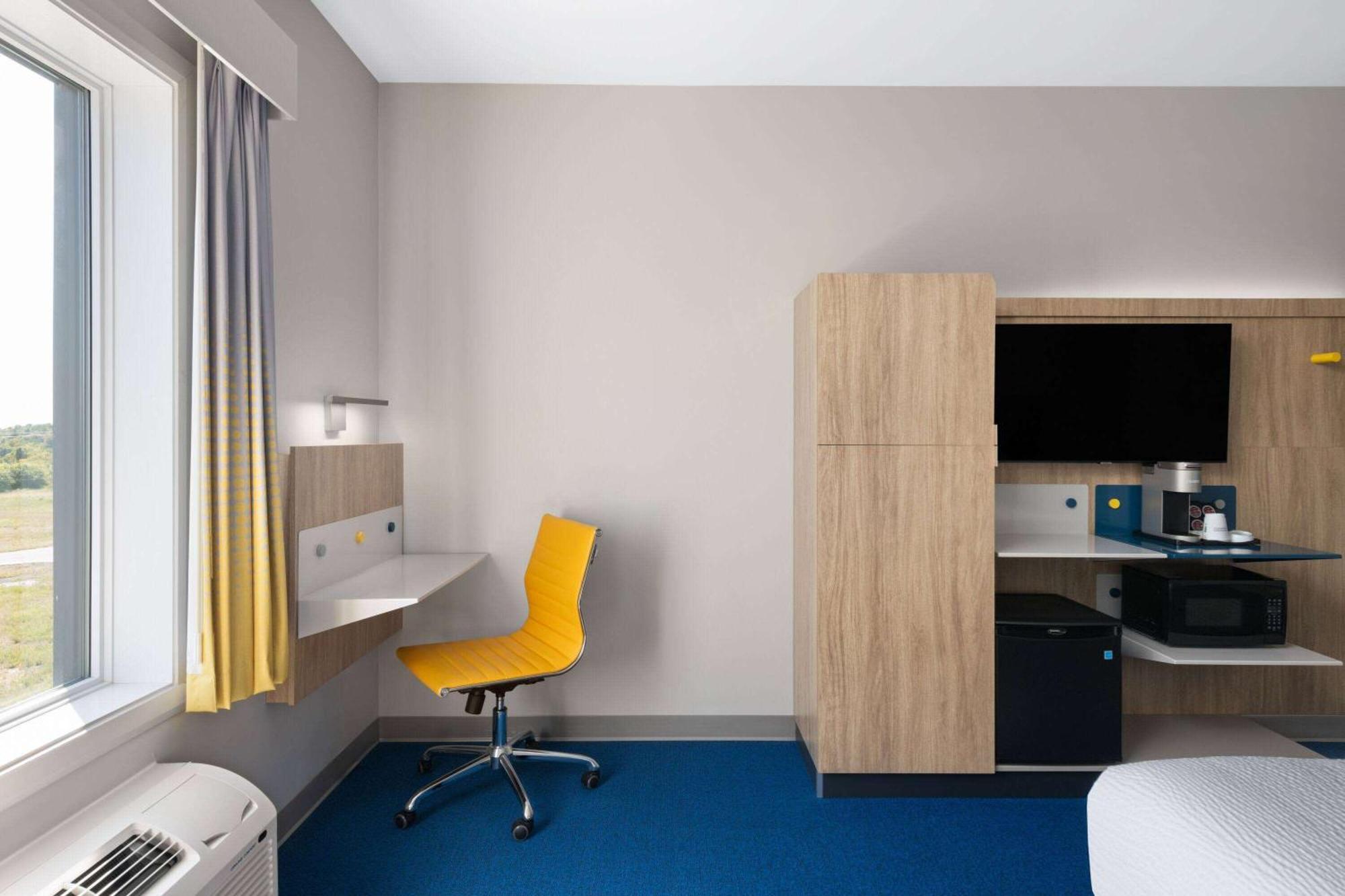 Microtel Inn & Suites By Wyndham Lachute Kültér fotó